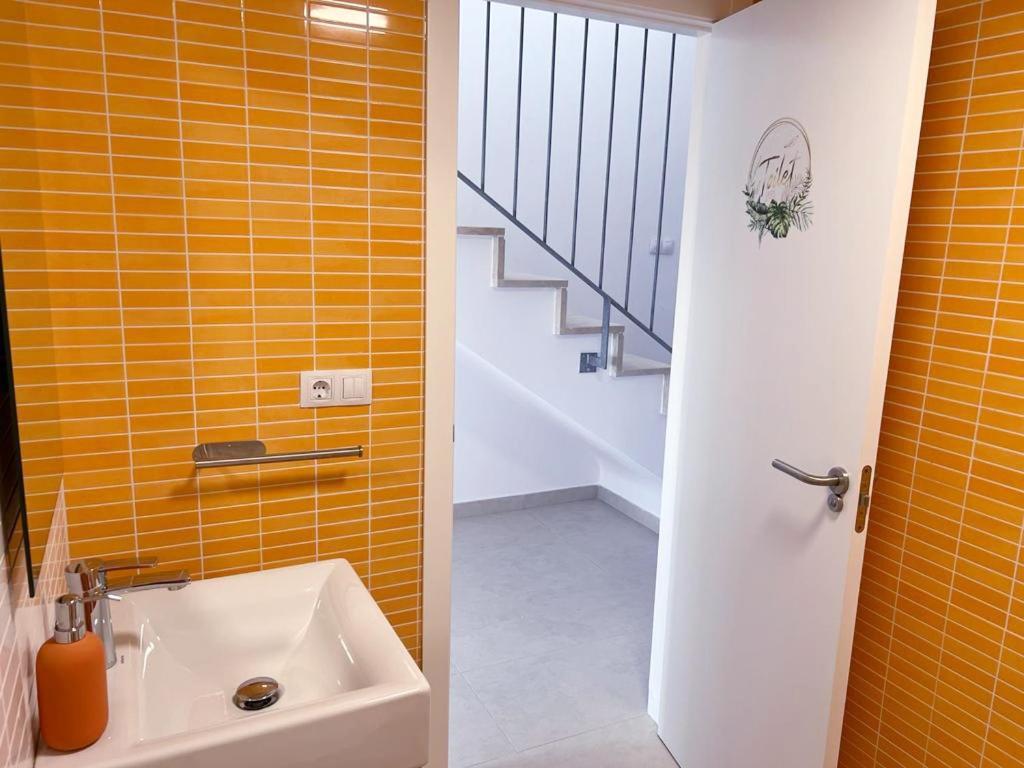 Apartamento Paz Con Terraza Y Vistas Al Mar Oliva Exterior photo